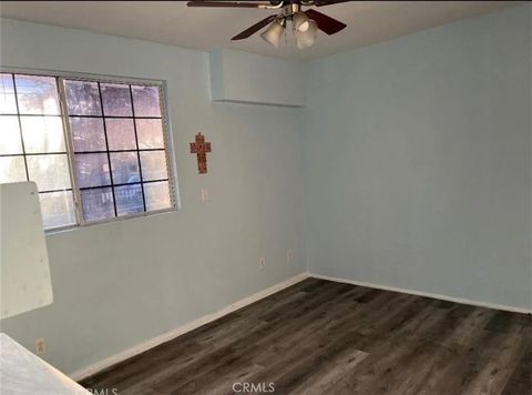 Tiny photo for 6670 Aura Ave, Reseda, CA 91335 (MLS # SR25236789)