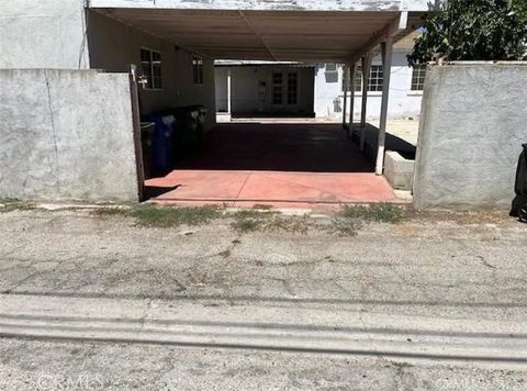Tiny photo for 6670 Aura Ave, Reseda, CA 91335 (MLS # SR25236789)