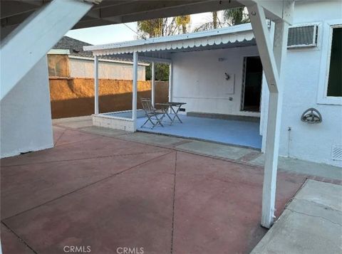 Tiny photo for 6670 Aura Ave, Reseda, CA 91335 (MLS # SR25236789)