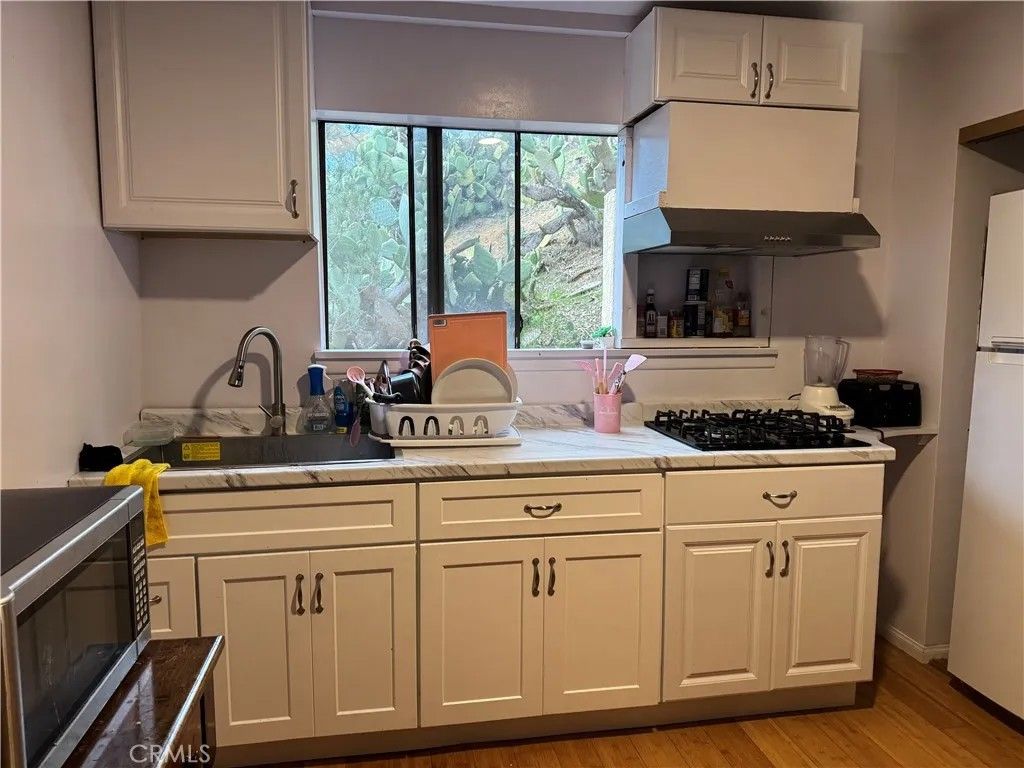 Photo of 113 Tremont St, Avalon, CA 90704 (MLS # RS25280035)