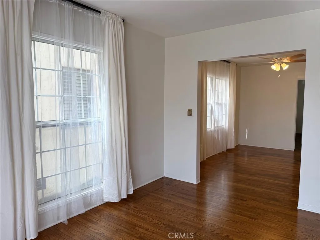 143 Pomona