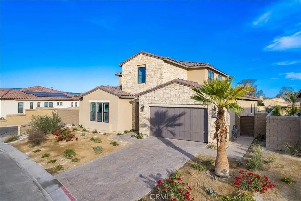 Photo of 80495 Old Ranch, La Quinta, CA 92253 (MLS # SR25184406)