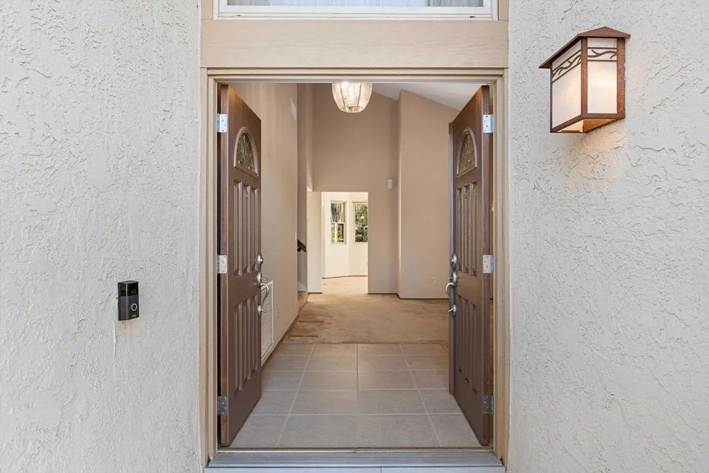 7338 Canyon Breeze Road