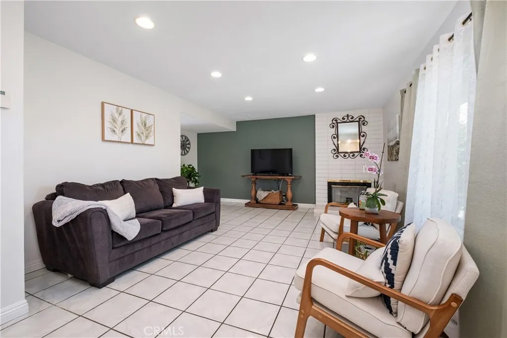 1722 Mitchell 172