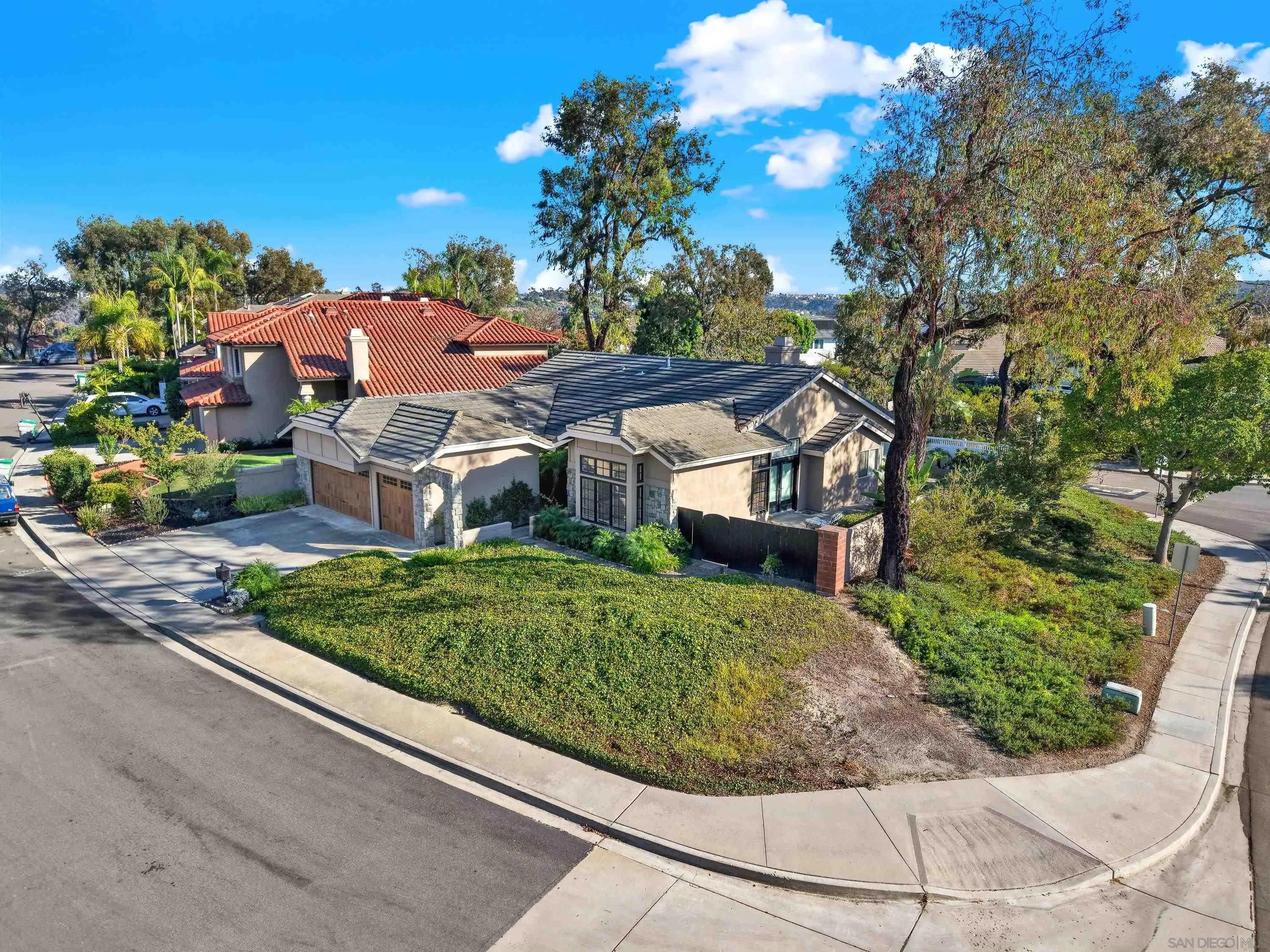 4505 Falcon Ridge Court
