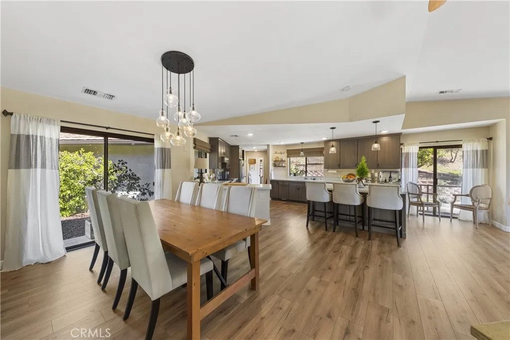 2103 Margarita Glen