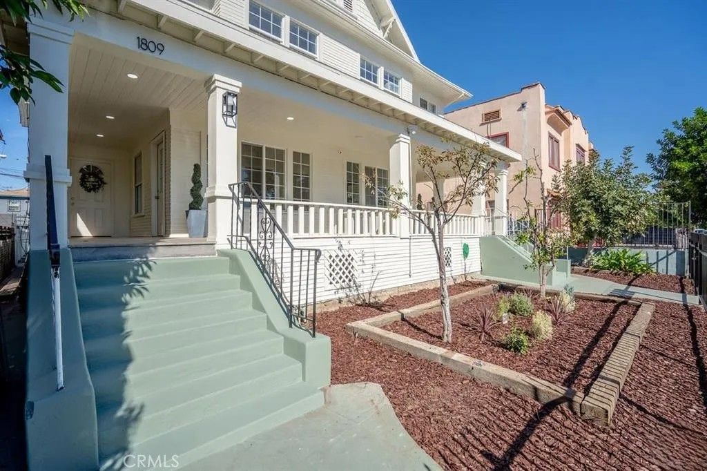 Photo of 1807 S Bonnie Brae Street, Los Angeles, CA 90006 (MLS # WS26017210)