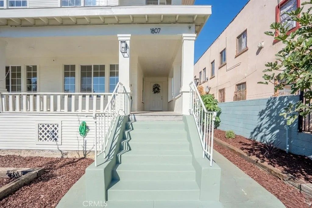 Photo of 1807 S Bonnie Brae Street, Los Angeles, CA 90006 (MLS # WS26017210)