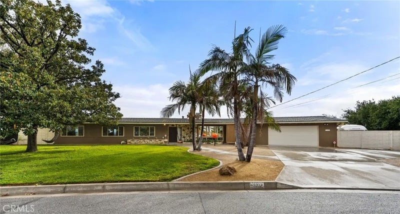 13027 Burns Lane