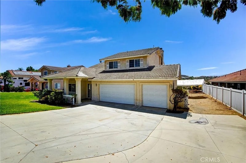 14035 Moonridge