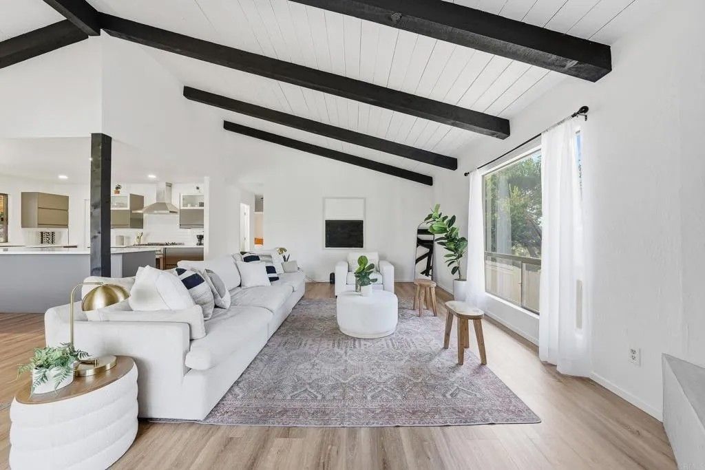 Photo of 1003 Via Unidos, Fallbrook, CA 92028 (MLS # NDP2601885)