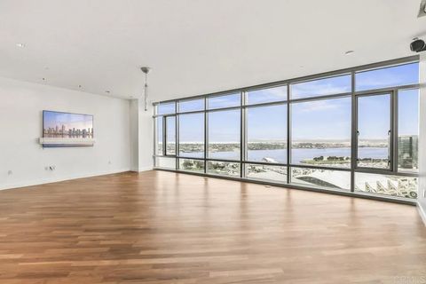 Tiny photo for 165 6Th Avenue #2504, San Diego, CA 92101 (MLS # NDP2505921)