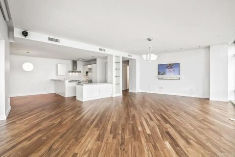 Tiny photo for 165 6Th Avenue #2504, San Diego, CA 92101 (MLS # NDP2505921)