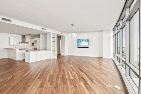 Tiny photo for 165 6Th Avenue #2504, San Diego, CA 92101 (MLS # NDP2505921)