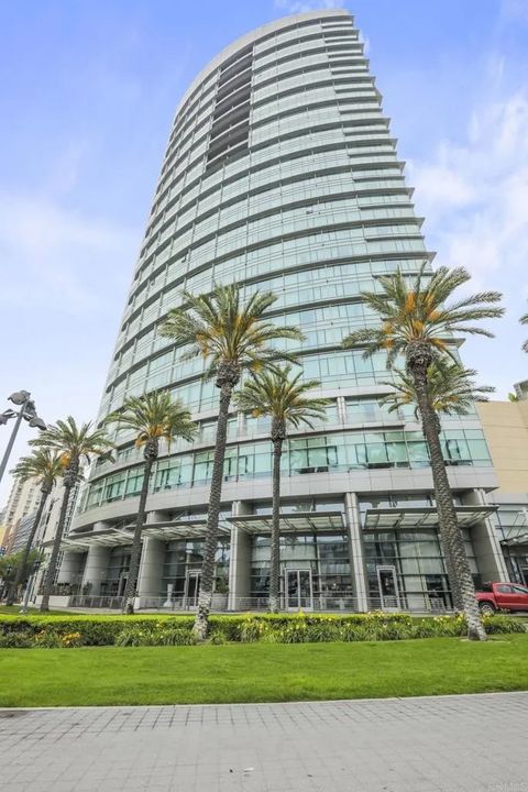 Tiny photo for 165 6Th Avenue #2504, San Diego, CA 92101 (MLS # NDP2505921)