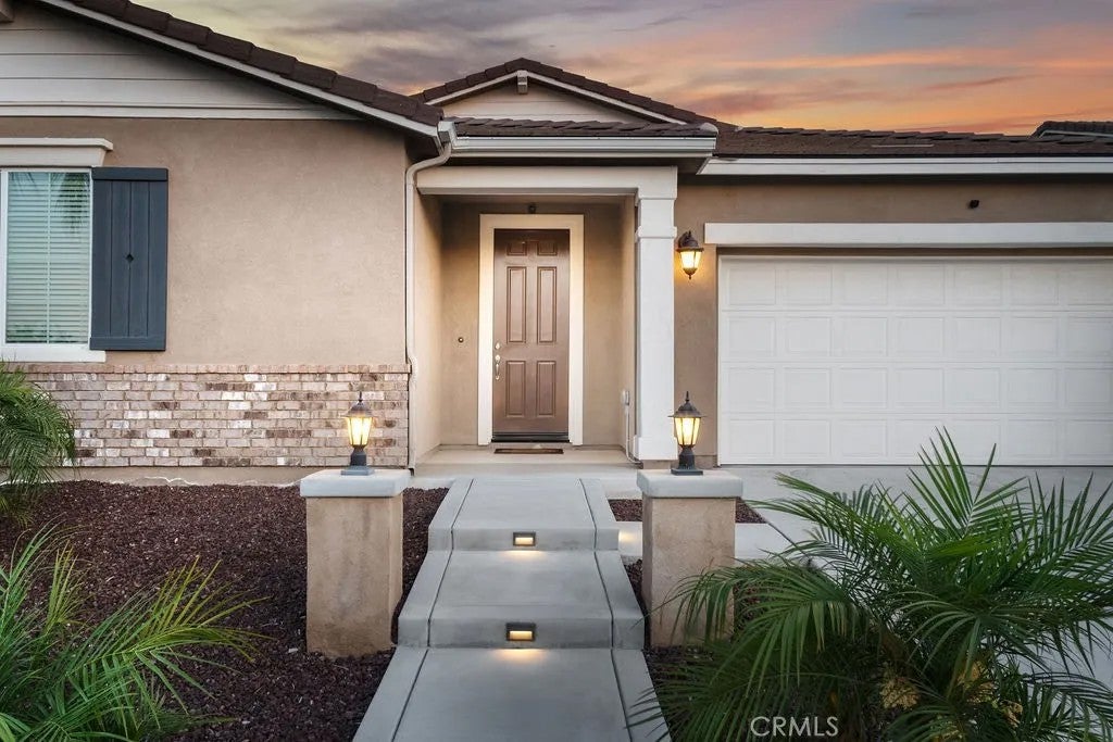 24763 Silver Stone Court