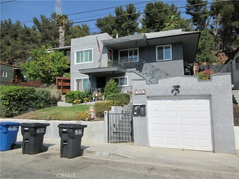 1226 Van Pelt Avenue