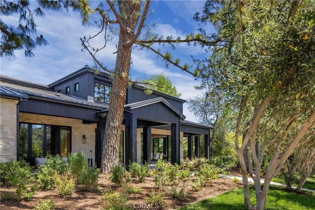 24341 ROLLING VIEW Road