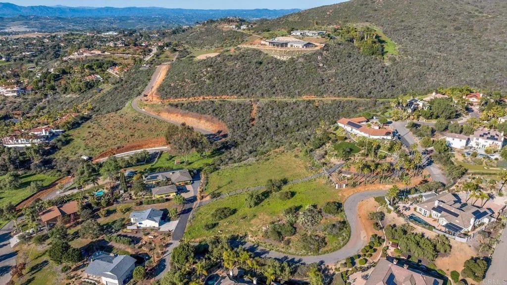 Photo of Camino Culebra, Vista, CA 92084 (MLS # NDP2600557)