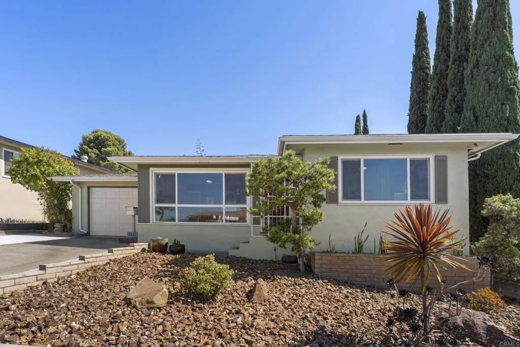 4142 Vista Grande Drive