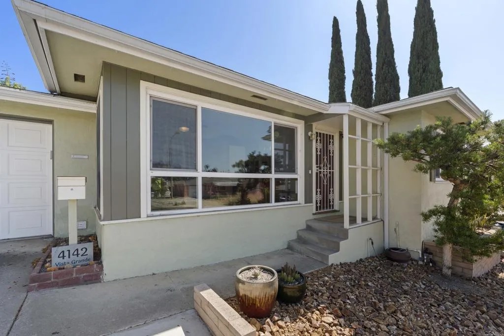 4142 Vista Grande Drive