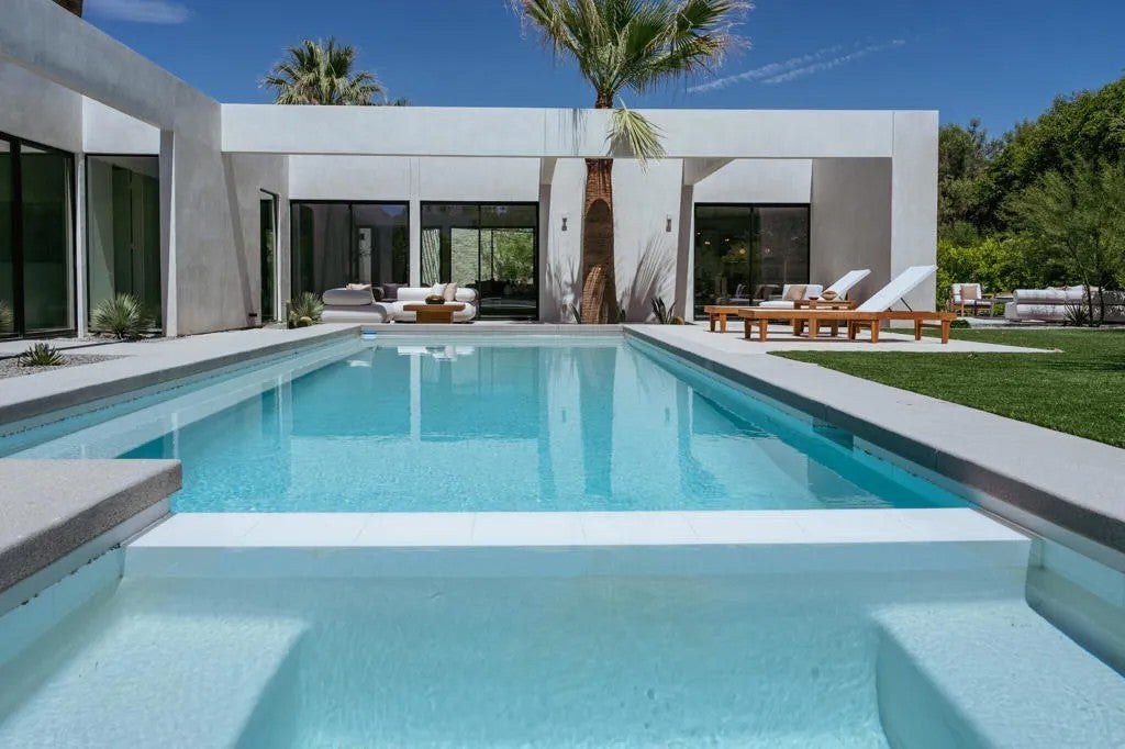 Photo of 74895 Canterbury Court, Palm Desert, CA 92260 (MLS # 219151638DA)
