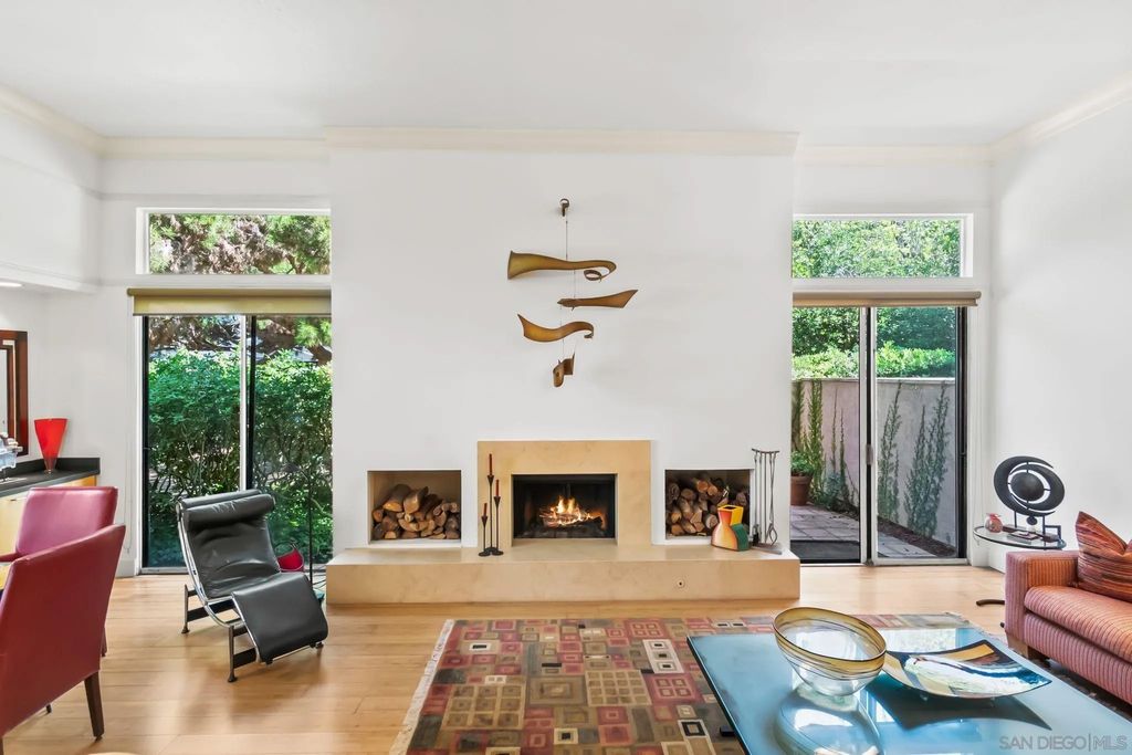 Photo of 7962 Caminito Del Cid, La Jolla, CA 92037 (MLS # 260002134)