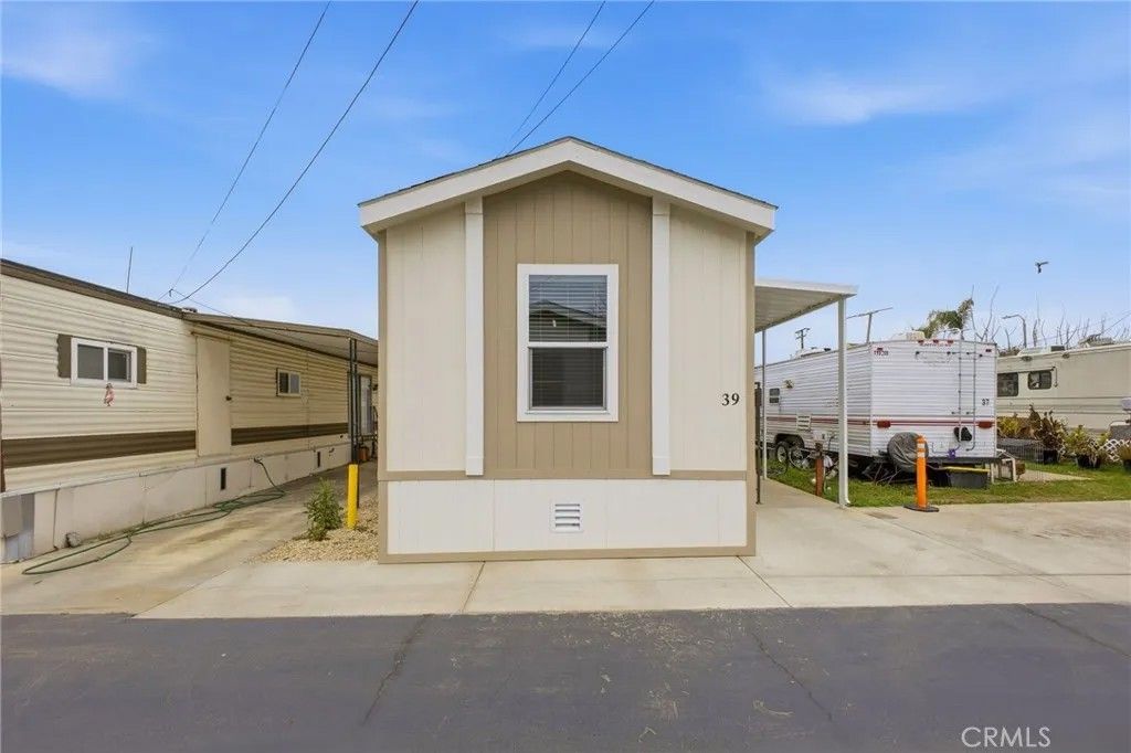 Photo of 18411 Valley Blvd #39, Bloomington, CA 92316 (MLS # CV26031828)