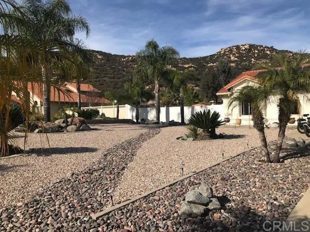 Photo of 346 Hunter Court, Alpine, CA 91901 (MLS # PTP2509160)