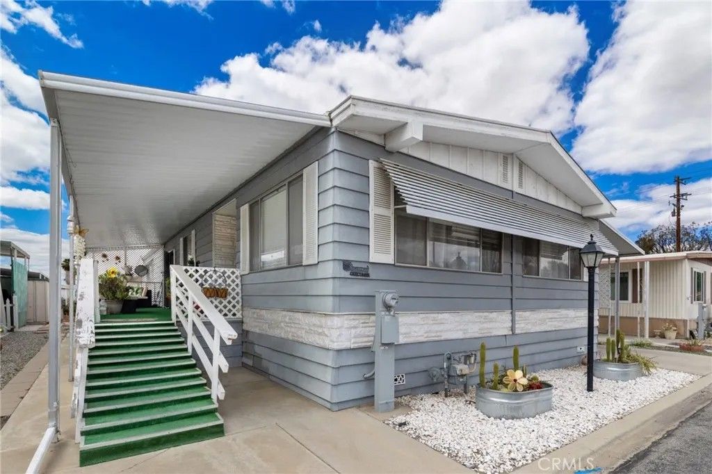 Photo of 1895 W Devonshire Ave #85, Hemet, CA 92545 (MLS # SW26091114)