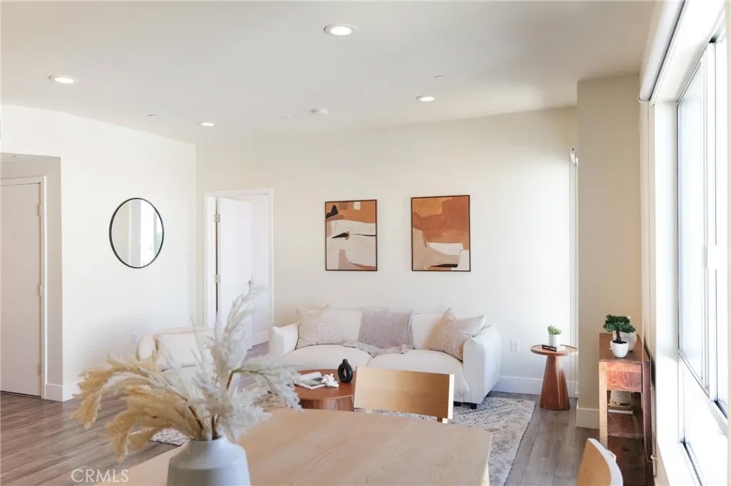 1101 S Harvard Boulevard 506