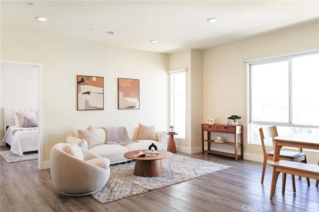 1101 S Harvard Boulevard 506