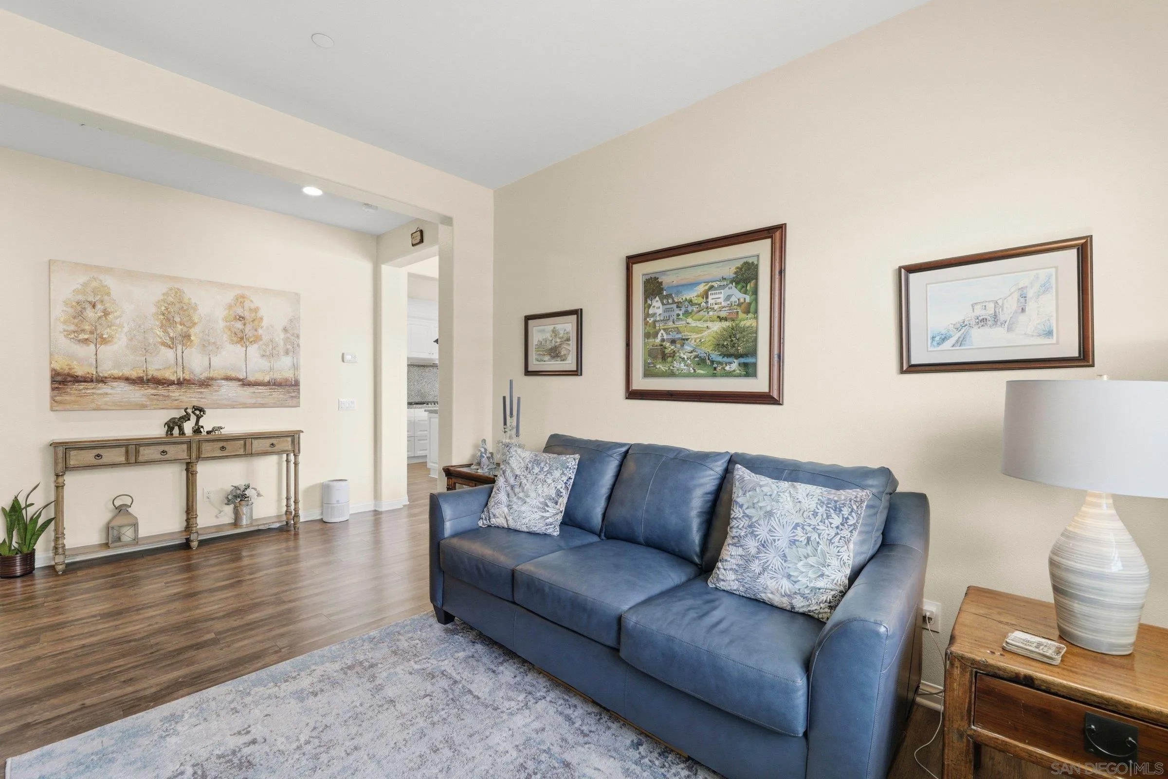 8121 Auberge