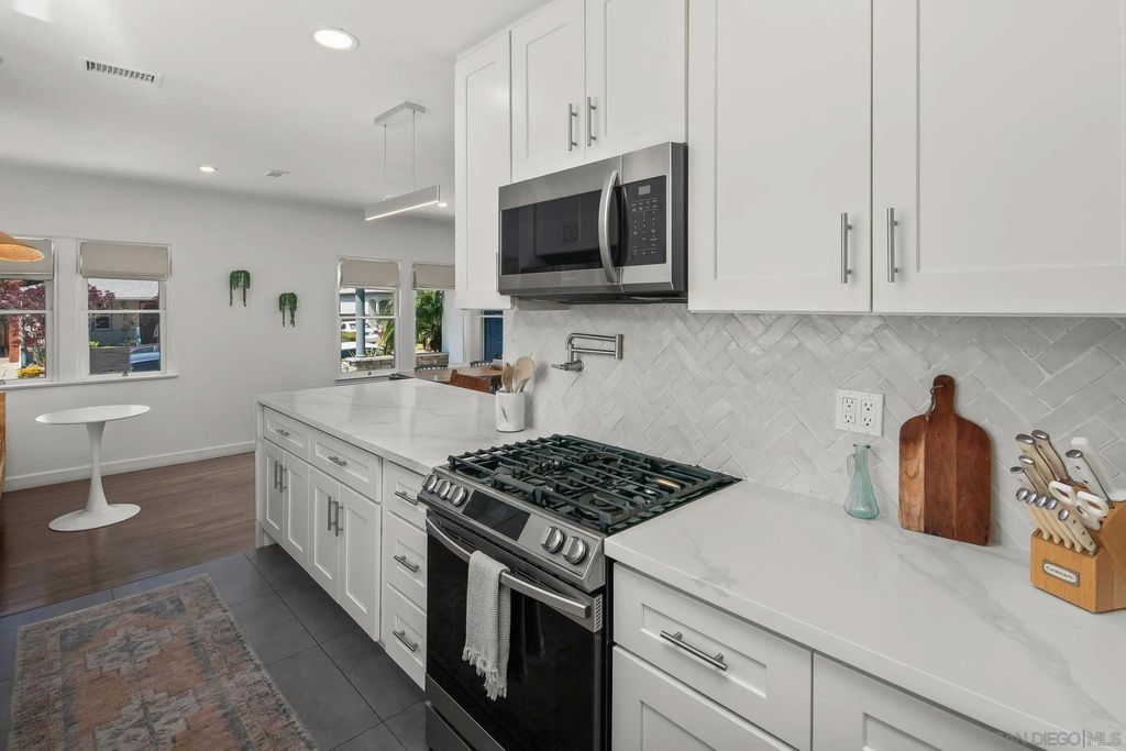 Photo of 4525 Vista St, San Diego, CA 92116 (MLS # 260007409)