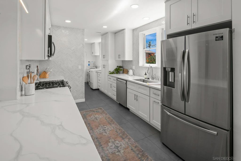 Photo of 4525 Vista St, San Diego, CA 92116 (MLS # 260007409)