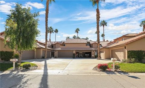 Photo of 38119 Crocus Ln, Palm Desert, CA 92211 (MLS # OC26012457)