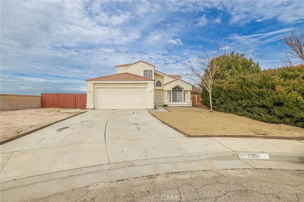 Photo of 2601 Via Madalena, Lancaster, CA 93535 (MLS # SR26031804)