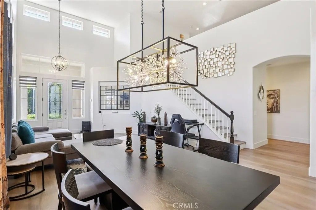 Photo of 30 Villa Valtelena, Lake Elsinore, CA 92532 (MLS # SW26052104)