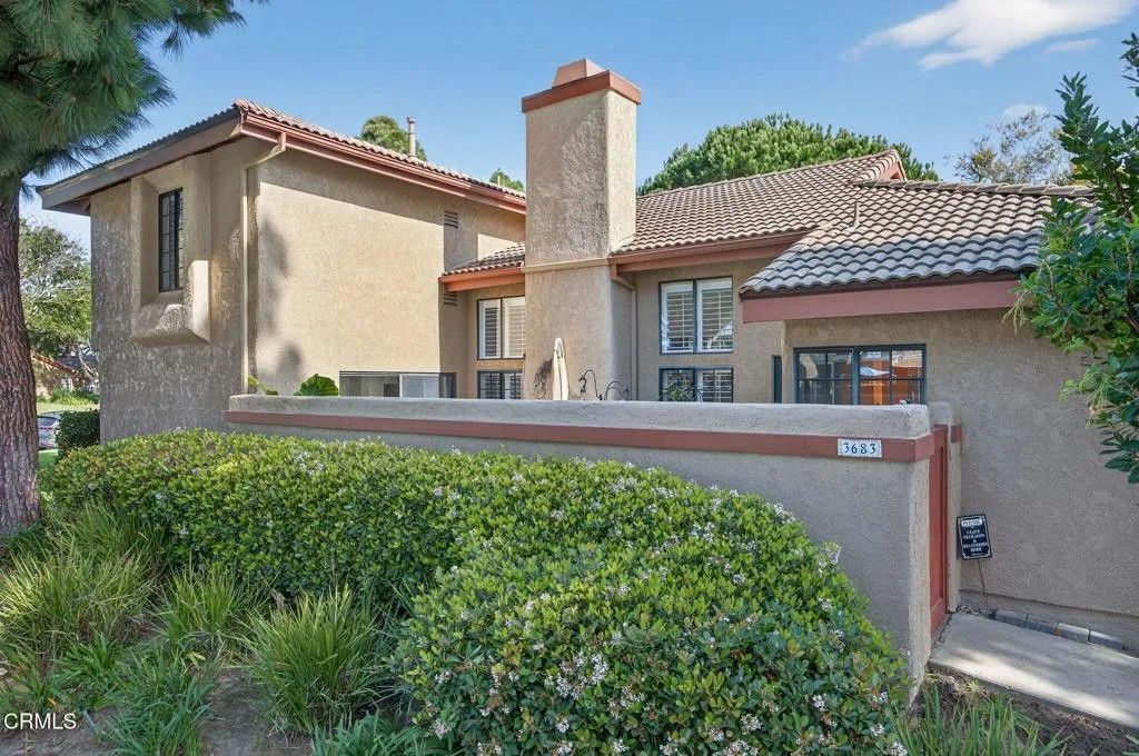 Photo of 3683 Via Pacifica Walk, Oxnard, CA 93035 (MLS # V1-34408)