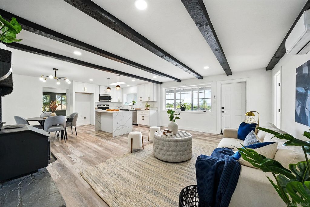 Photo of 12049 Coping Place, Lakeside, CA 92040 (MLS # 250045993)