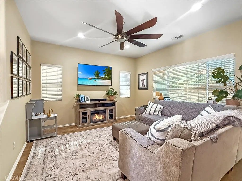 Photo of 35341 White Camarillo Ln, Fallbrook, CA 92028 (MLS # IG26012642)