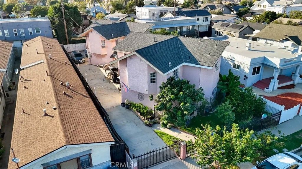Photo of 1935 Olive Ave, Long Beach, CA 90806 (MLS # PW25250552)