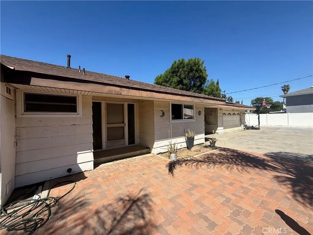 Photo of 12021 Indiana Ave, Riverside, CA 92503 (MLS # IV26090345)
