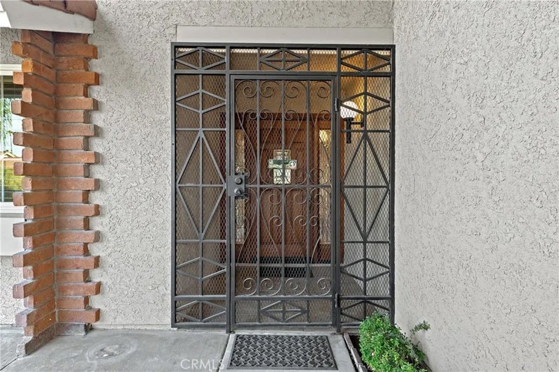 2095 Silver Oak Way