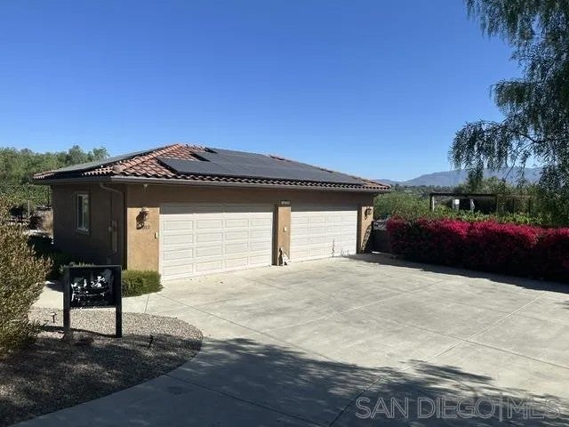 30810-12 Hilltop View Court
