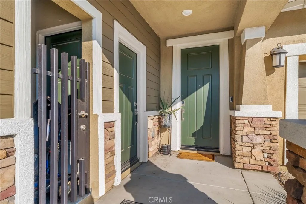 1744 Sunny Heights Lane