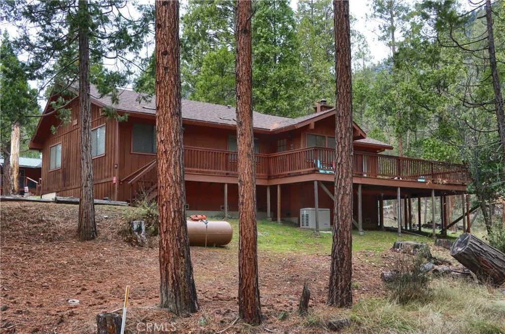 Photo of 8041 Chilnualna Falls, Wawona, CA 95389 (MLS # FR25265833)
