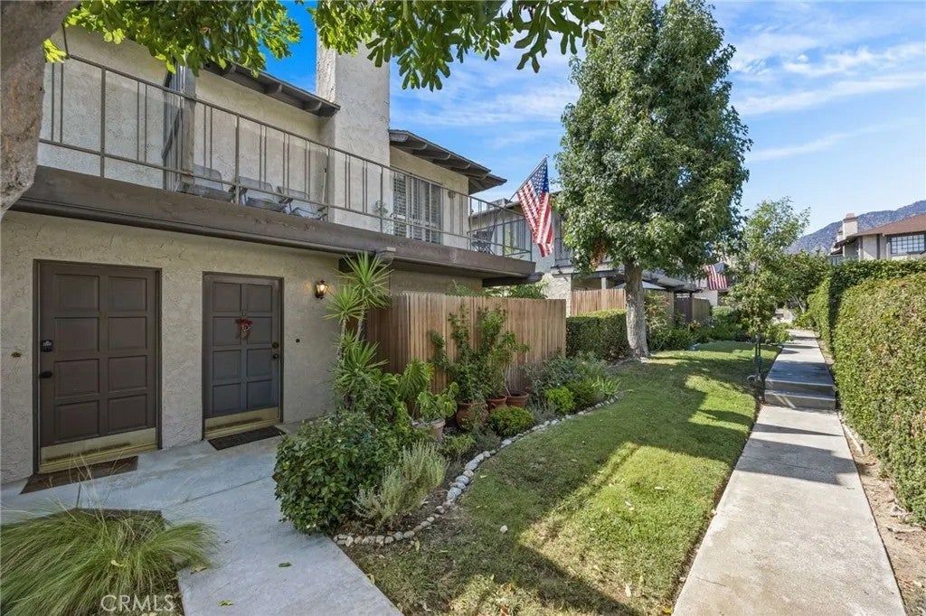 541 Linwood Ave C