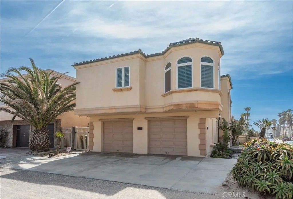 Photo of 1000 Mandalay Beach Rd, Oxnard, CA 93035 (MLS # SR26007237)