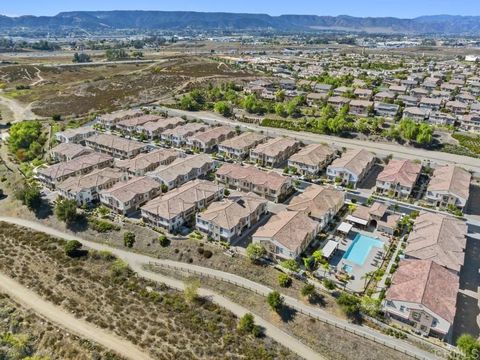 Tiny photo for 40344 Calle Real Real, Murrieta, CA 92563 (MLS # NDP2510417)